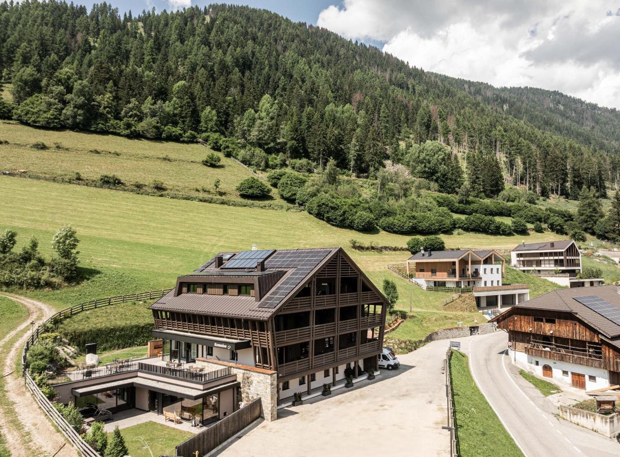 Hotel Rommisa Perca Exterior photo